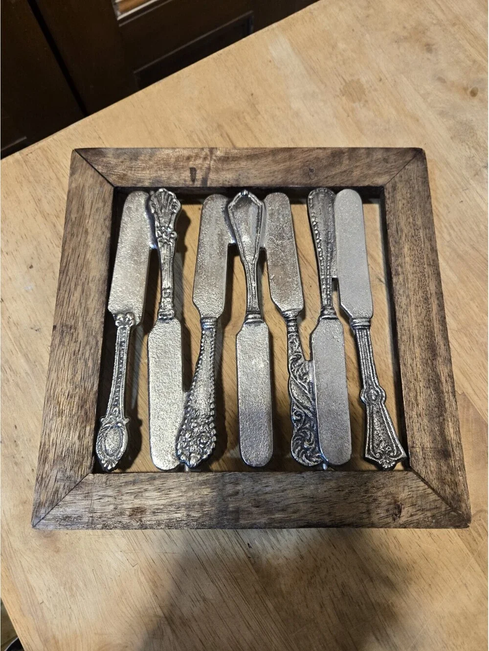 Unique Flatware Wooden Frame TRIVET HOT PLATE 8.5